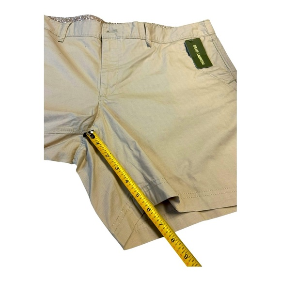 Eddie Bauer Pigment Dyed Shorts Size 16
Tan, khaki  100% Cotton - Picture 7 of 7